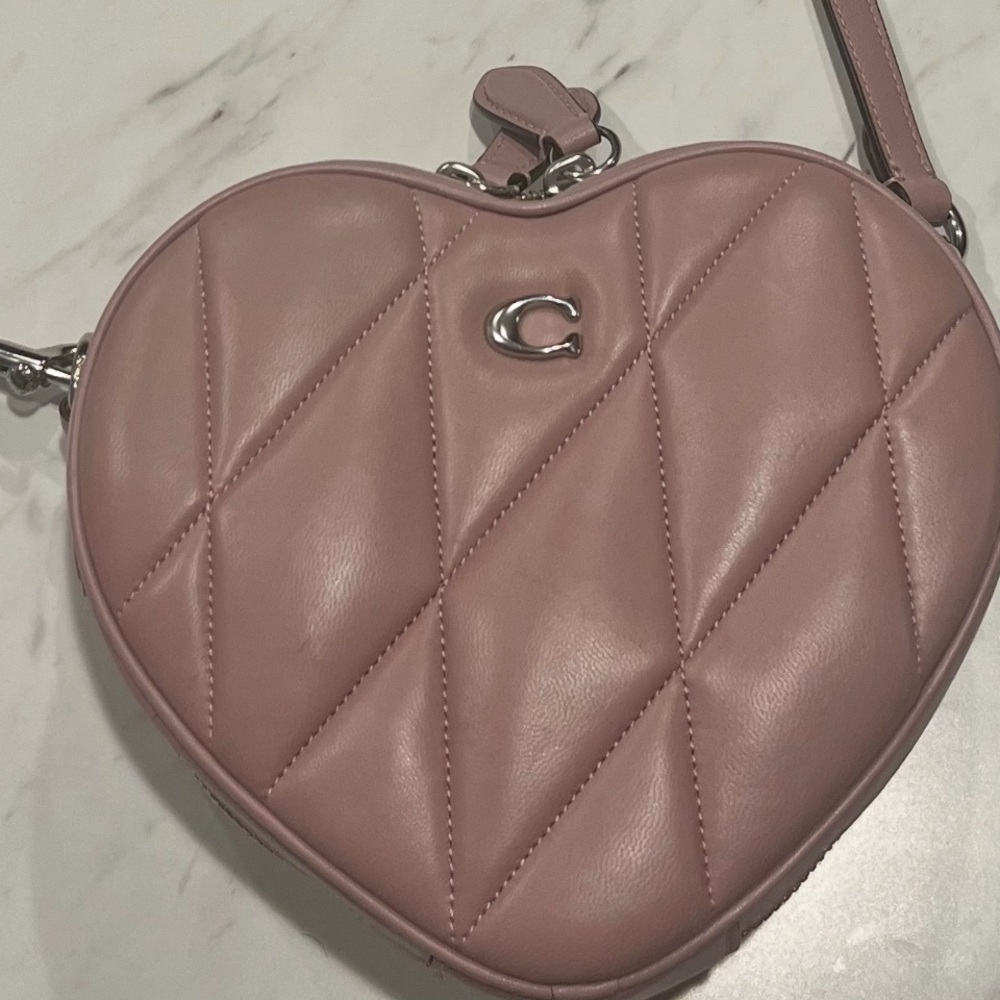 COACH Purple(mauve) Quilted Heart-Shaped Women's Bag
